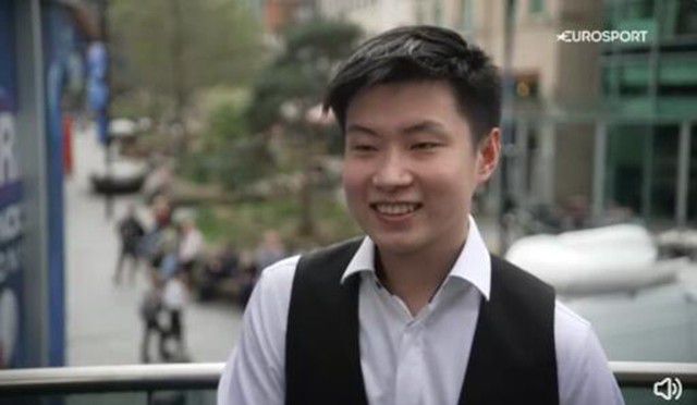 该片讲述了两者将一只鸽子锁在密码箱中，鸽子无意间触发开关，高级密码箱瞬间变成杀人武器，在这样的危机发生时，他们必须相互依靠以拯救世界的故事